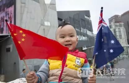 澳洲华人注意！中国移民局官宣，下个月，只要满足这个条件就能拿绿卡！双重国籍来啦！