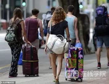 澳洲移民局将提高中国人的配偶签证难度？中国留学生留澳有“捷径”？