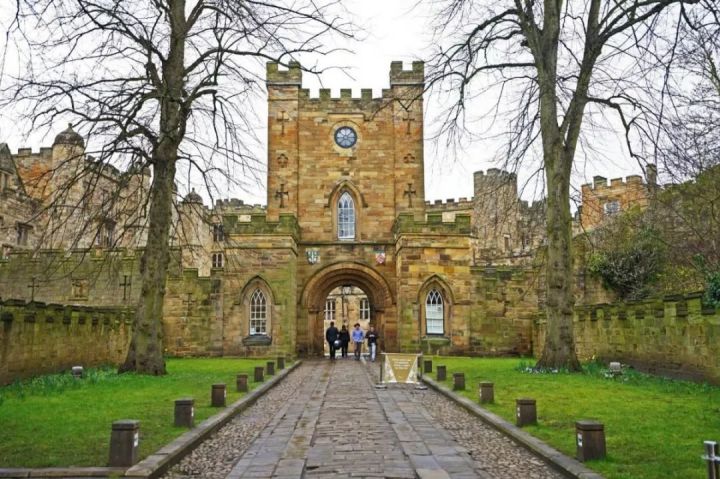 【英国留学】英国40所大学GPA最低要求汇总（一）