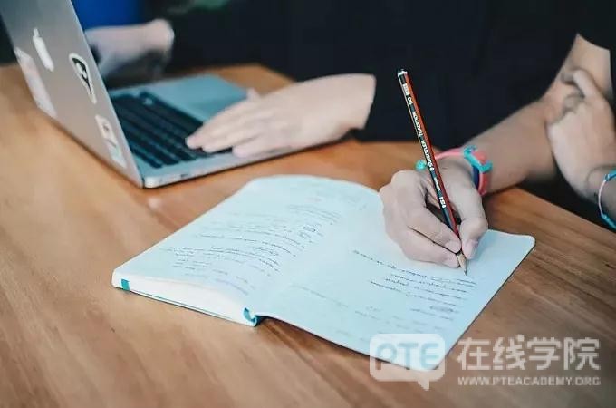 PTE听力练习材料选择